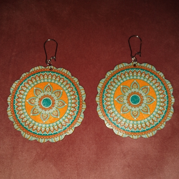 🪷SALE Wood Flower Mandala Earrings Big Bohemian Round Turquoise Blue Orange New - Picture 3 of 10